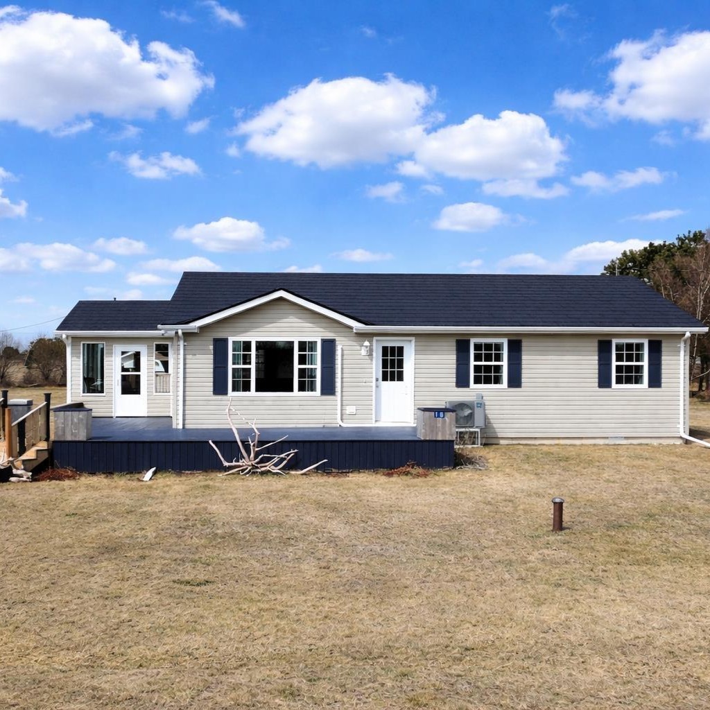 Coastal PEI cottage for sale at 18 Old Credit Union Crescent in Union Corner with ocean views near Summerside